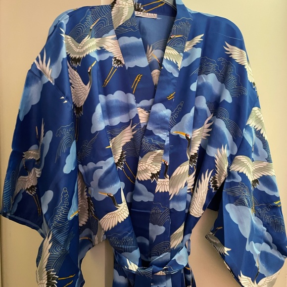 Camella fabric very expensive. Look it up - Picture 2 of 6